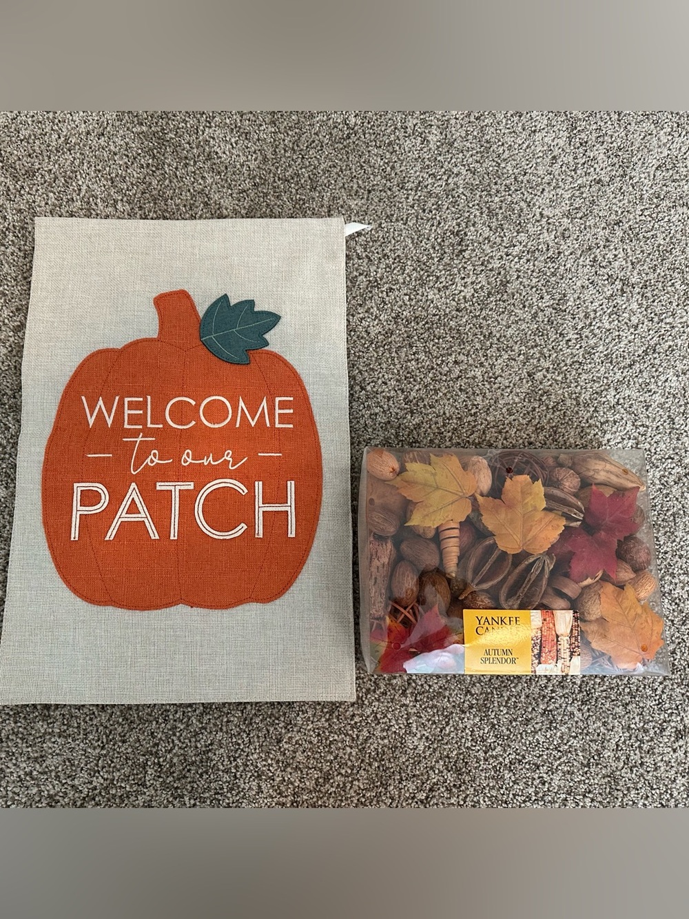 Autumn Fall Decor Yankee Candle Potpourri & Outdoor Yard Flag